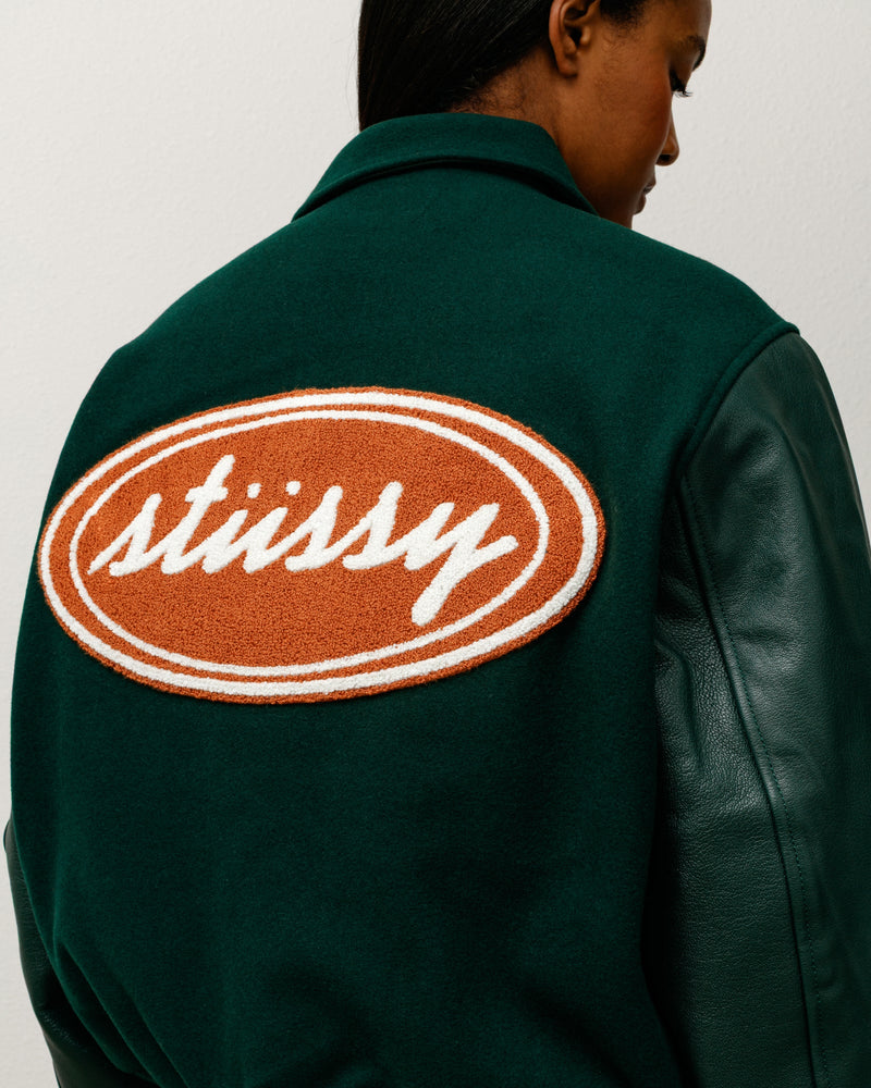 CHAQUETA UNIVERSITARIA OVALADA SCRIPT