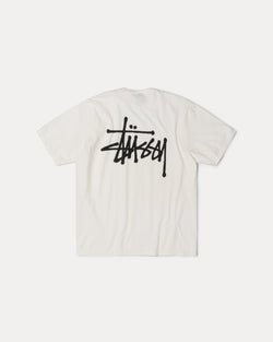 CAMISETA STÜSSY BÁSICA TEÑIDA CON PIGMENTOS